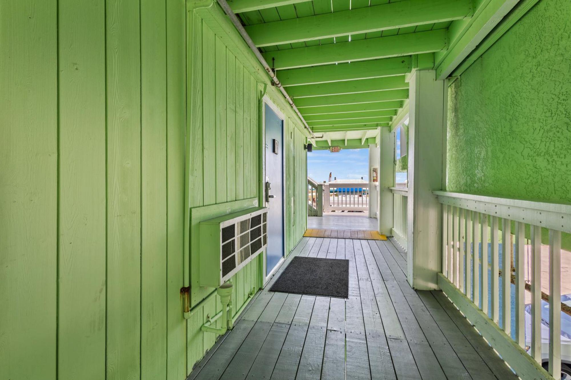 Fort Pierce Oceanfront Inn- Suite- King Bed #6 Exterior foto
